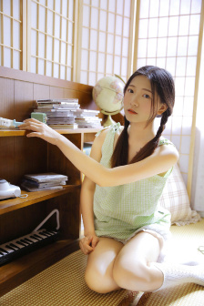 《艳女痴情》电影
